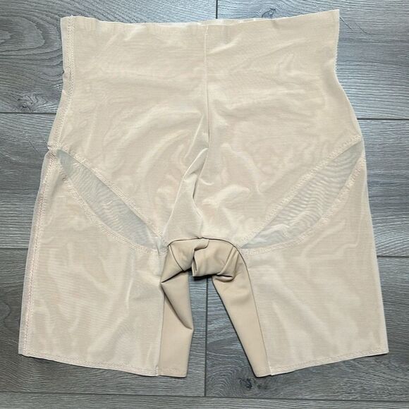 NWOT HoneyLove The SuperPower Short High Waist Mid Thigh Nude Shapewear Size 1X - Picture 3 of 11